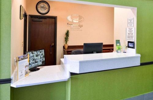 Shelbyville Hotel | Econo Lodge Inn & Suites Shelbyville