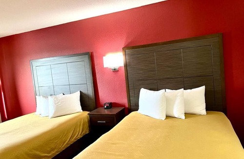 Oacoma Hotel | Econo Lodge Oacoma - Chamberlain West