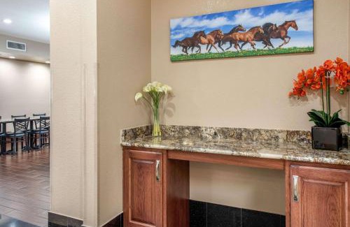 Shelbyville Cabin | Econo Lodge