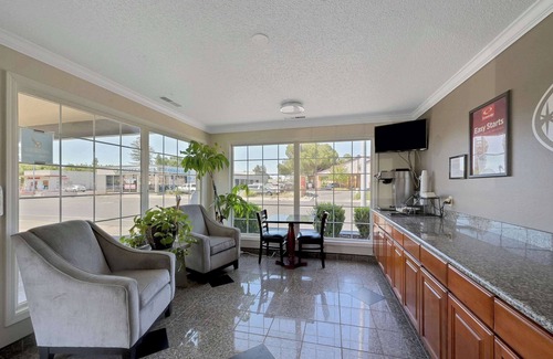 Woodland Hotel | Econo Lodge Woodland near I-5