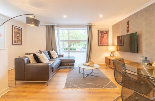 City Centre Glasgow Apartment | Economy Apartment with Park View Ground Floor at Glasgow Green - Turnball street