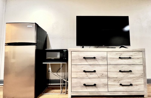 Tulsa Hotel | Economy Inn and Suites