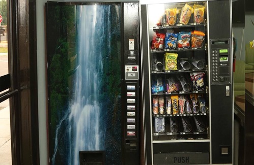 Hidden Valley Hotel | Economy Inn