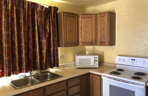 Farmington Hotel | Economy Inn