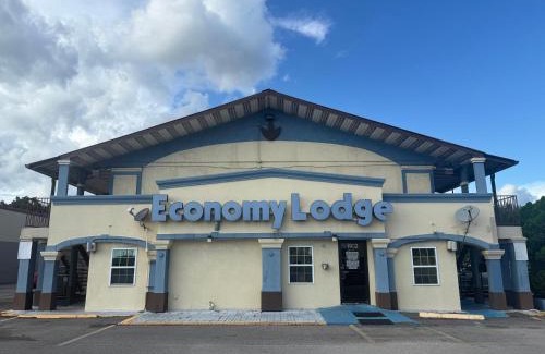 Texas City Hotel | Economy Lodge by Hotel O Texas City