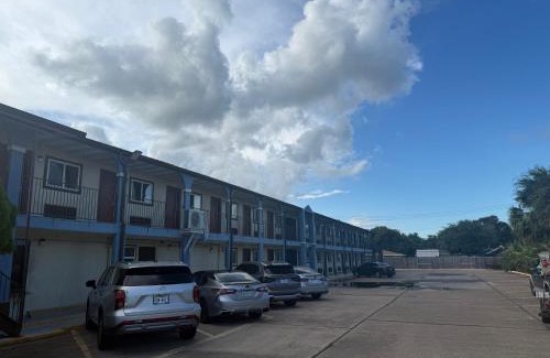 Texas City Hotel | Economy Lodge by Hotel O Texas City