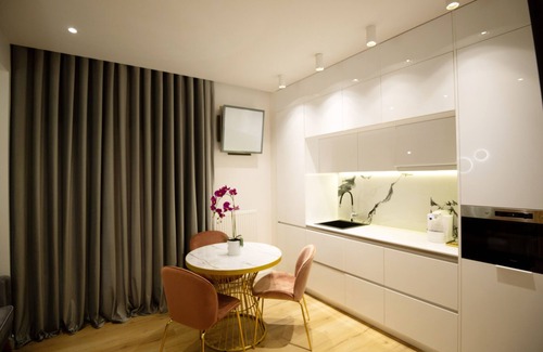 Alimos Apartment | EcoStay - Serenity business class apartment by the sea #