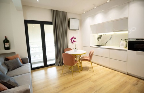 Alimos Apartment | EcoStay - Serenity business class apartment by the sea #