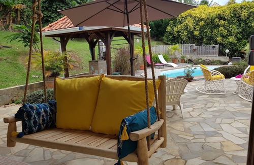 Saint-Joseph Apartment | Ecrin vert - Apartment in a villa