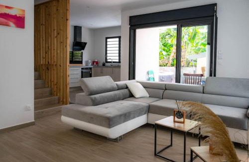 Manapany-les-Bains House | Ecumes Sauvages - DODOTERLA