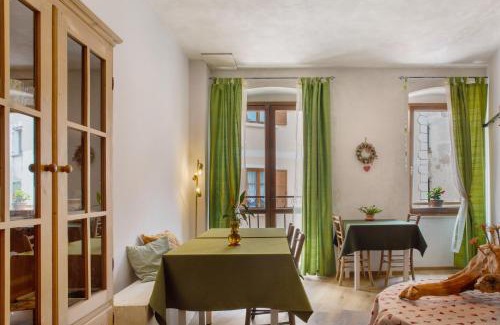 Castello Tesino Bed & Breakfast | Edelweiss Alp Rooms