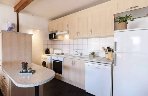 Pla d'Adet Apartment | Edelweiss Residence - Apartment 6 people near ski slopes of Pla d'Adet