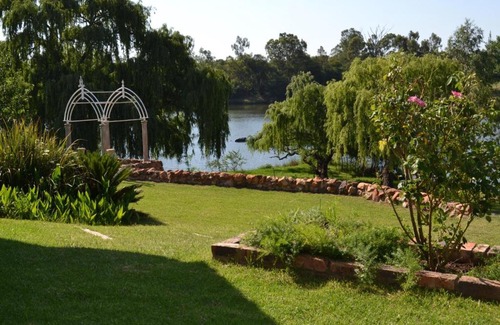 Parys Apartment | Eden Manor