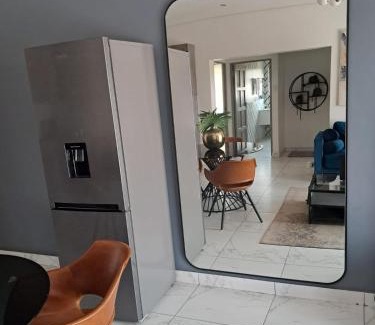 Greater Johannesburg Metropolitan Area Apartment | Edgar Heights unit 3