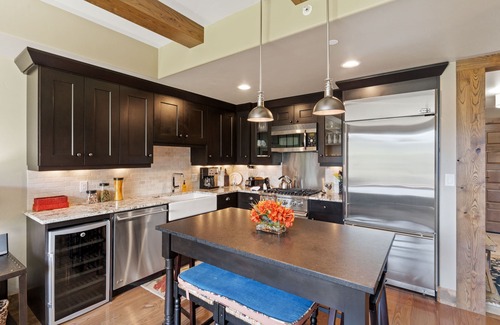 Steamboat Springs Condo | Edgemont 2504 Luxury On Mountain Condo With Ski-In/Ski-Out Access!