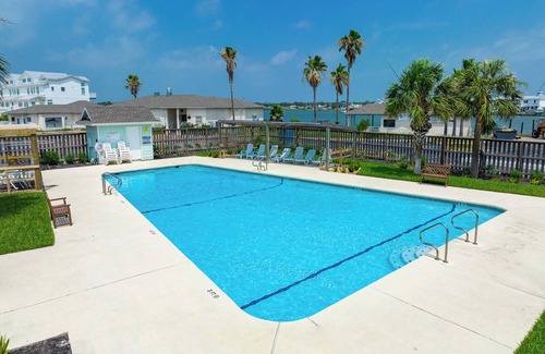 Key Allegro Cottage | Edgewater Escape