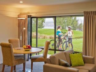Wanaka Hotel | Edgewater Hotel