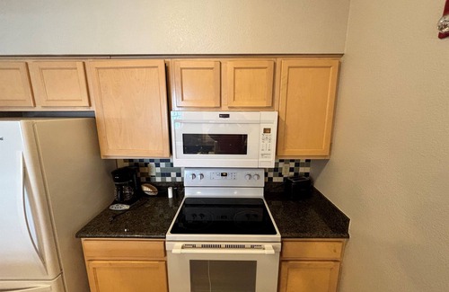 Sheboygan Condo | Edgewater Villa: 4 Bedroom, Sleeps 14!