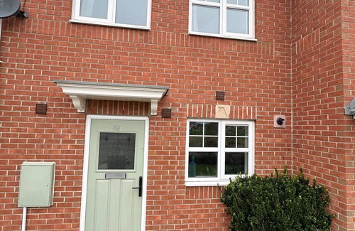 Stockton-on-Tees House | Edison House by Blue Skies Stays