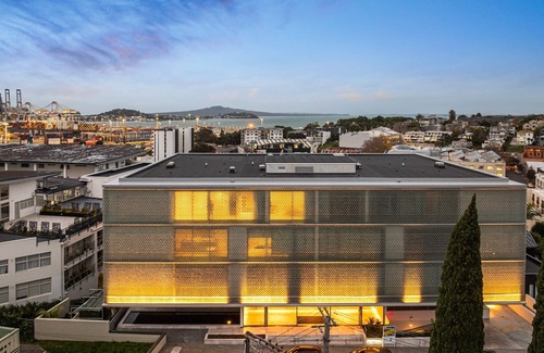 Parnell Apartment | Edition Penthouse | Breathtaking Views | 6 Carpark