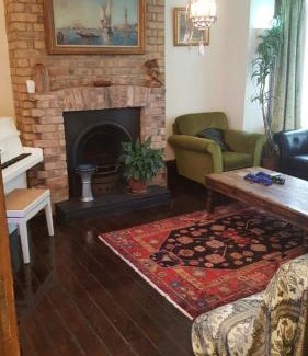 Southgate Green Apartment | Edwardian Apartment Garden Flat