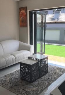 Pretoria House | Ee40Yethu