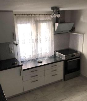 Aigaleo Apartment | Egaleo Downtown