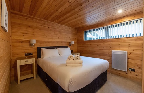Ely Cabin | Egret Park 1 - Luxury Lodge with Hot Tub