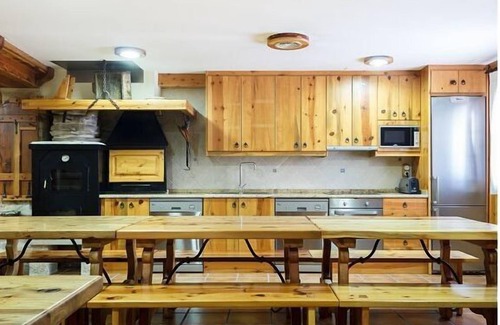 Fortanete Cottage | El Casal de Nicolás with social lounge up to 28 people