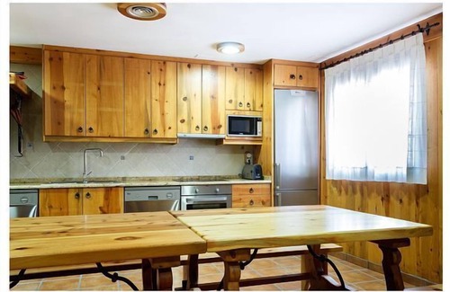 Fortanete Cottage | El Casal de Nicolás with social lounge up to 28 people