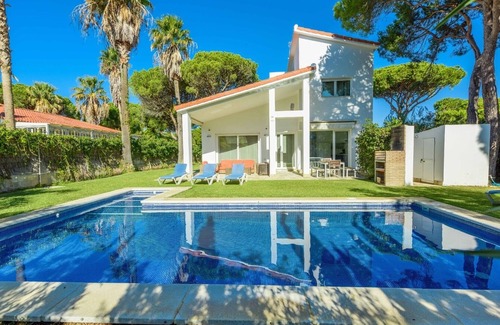 Cabo Roche Villa | El Cenador Conil de la Frontera by Ruralidays