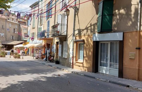 Valensole Bed & Breakfast | EL Crea