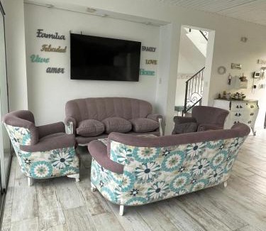 Puerto Madryn House | El Galpon de Solana