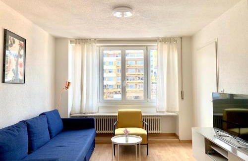 Lucerne Apartment | El Hamra - cozy - by PA