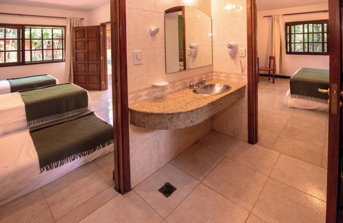 Zona Granja Hotel | El Leñador by DOT Cabana