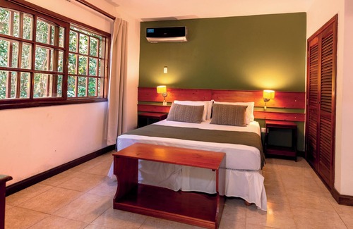 Zona Granja Hotel | El Leñador by DOT Cabana