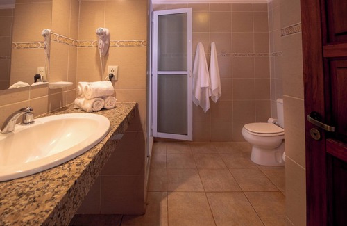 Zona Granja Hotel | El Leñador by DOT Cabana