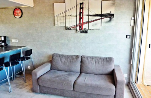 Marseillan Plage Apartment | El Paso Residence (res.) - Renovated apartment, with air conditioning