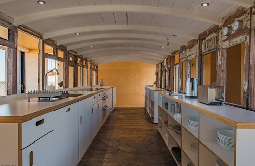 Willesborough House | El Ray by Bloom Stays - designer house on the beachfront, a great location!