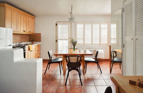 Southside Hotel | El Rey Court