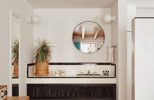 Southside Hotel | El Rey Court