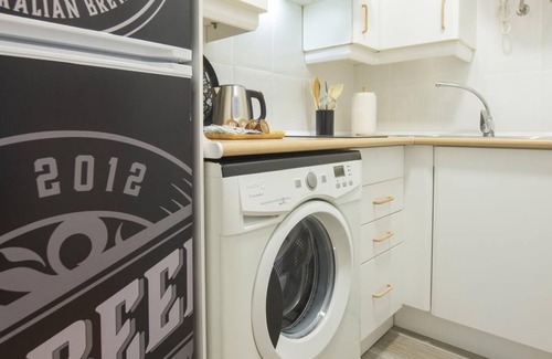 Toledo City Center Apartment | El sueño de Carmelitas. Apartment with parking included.