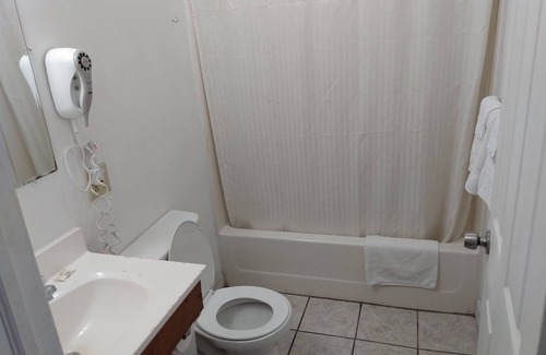 New Castle Hotel | ELDORADO MOTEL