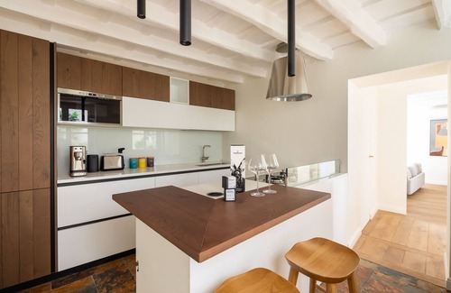 Rione V Ponte Apartment | Elegance and Charm in Splendid Via Giulia