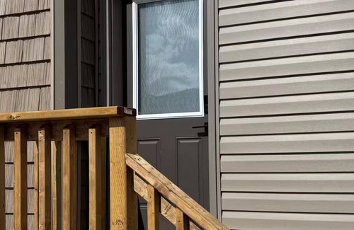 Winnipeg Apartment | Elegant 1-Bedroom Basement Suite