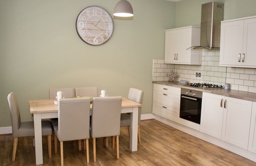 Berwick-upon-Tweed Apartment | Elegant 2 bedroom townhouse in the heart of beautiful Berwick upon Tweed