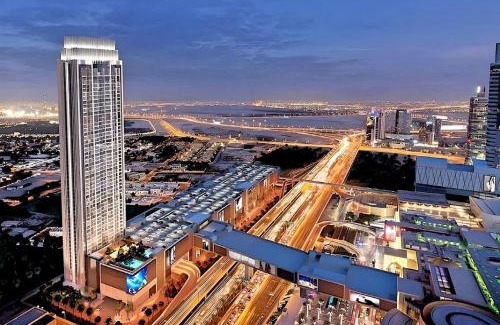 Bur Dubai Apartment | Elegant 4BR Apartment with Burj Khalifa and Fountain Views Connected to Dubai Mall