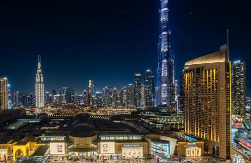 Bur Dubai Apartment | Elegant 4BR Apartment with Burj Khalifa and Fountain Views Connected to Dubai Mall