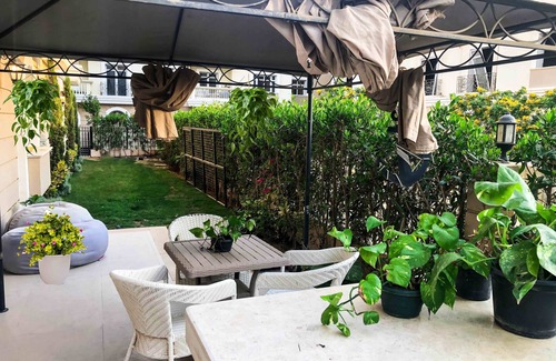New Cairo Apartment | Elegant apartment with Garden at Hydepark compound newcairo