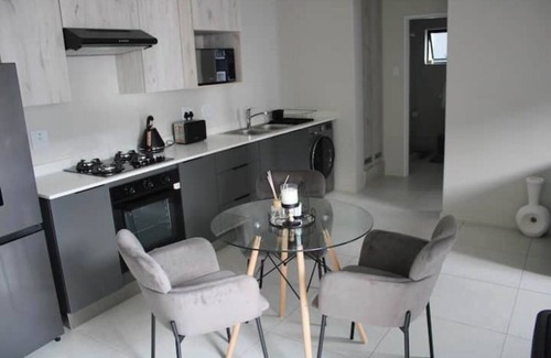 Greater Johannesburg Metropolitan Area Apartment | Elegant apartment in Carlswald, Midrand